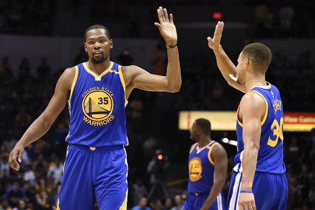 Curry KD Thompson combine for 78 as Warriors beat Lakers spoil