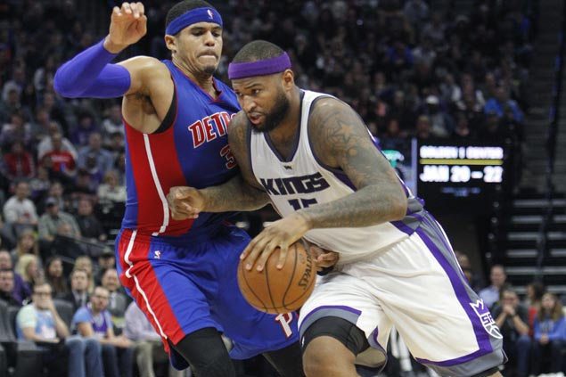 Kings claw back from 18 points down to edge Pistons and snap three-game slide