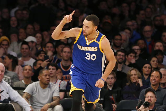 Steph Curry merchandise sales rose more than 250 percent last year