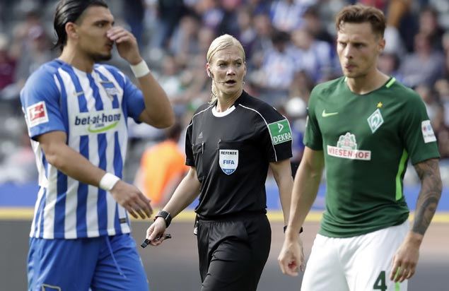 Referee Bibiana Steinhaus makes history in Germany Referee Bibiana Steinhaus makes history in Germany