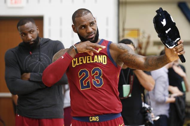 kyrie irving dwyane wade