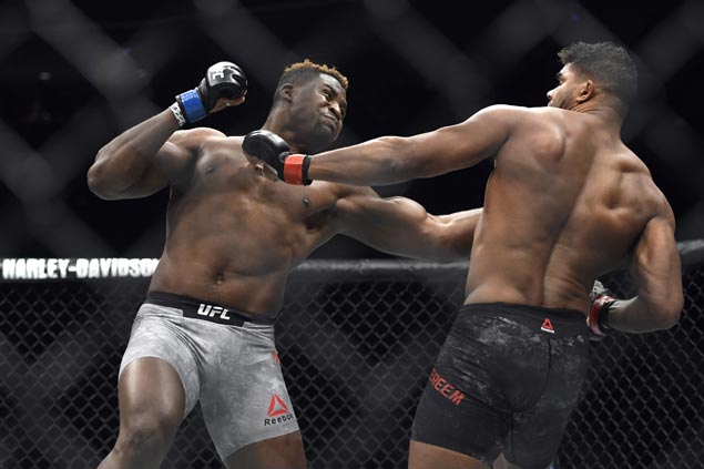 Here's how Stipe won his third consecutive heavyweight title Here's how Stipe won his third consecutive heavyweight title