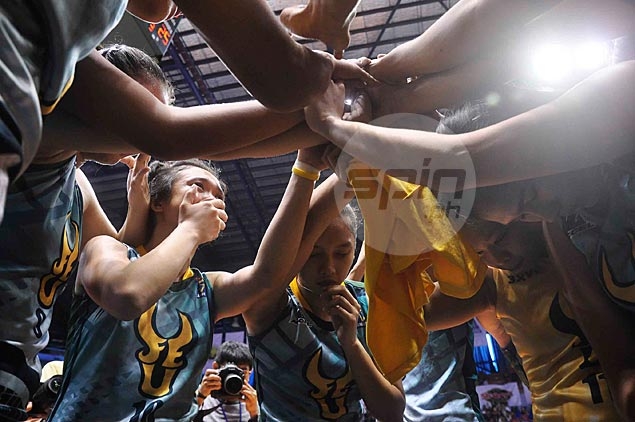 Army duo provides firepower as FEU Lady Tamaraws end 11-year wait for maiden V-League title