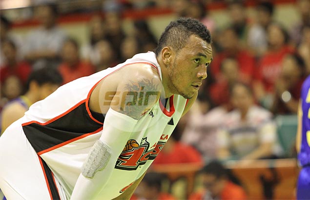 Barako Bull stuns Ginebra; Abueva debuts for Alaska