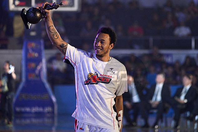 Barako Bull stuns Ginebra; Abueva debuts for Alaska