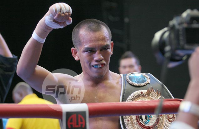 Glove and love, Milan Melindo’s chief weapons as he defends world title against Hekkie Budler