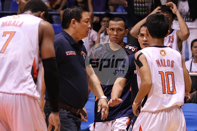 Fiery veteran coach Alcoseba humiliates Southwestern University top point guard