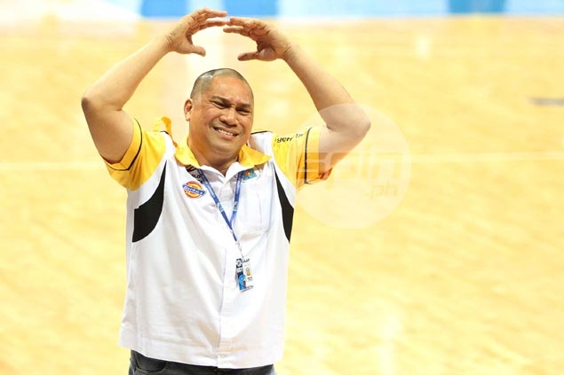 True to character, Pido Jarencio keeps mood light as he bids UST Tigers farewell