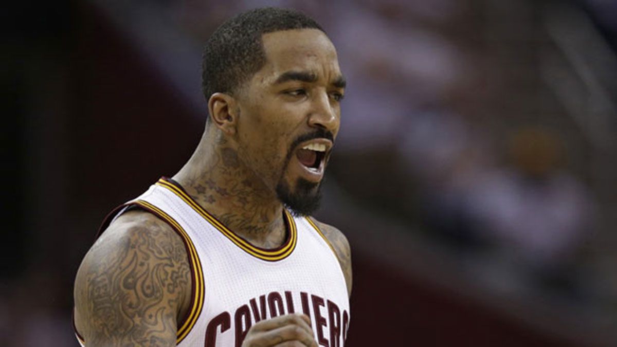 The Sports Report: Lakers looking to sign JR Smith - Los Angeles Times