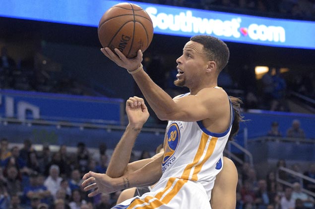 Highlight of the Week: Steph Curry sinks another half-court shot