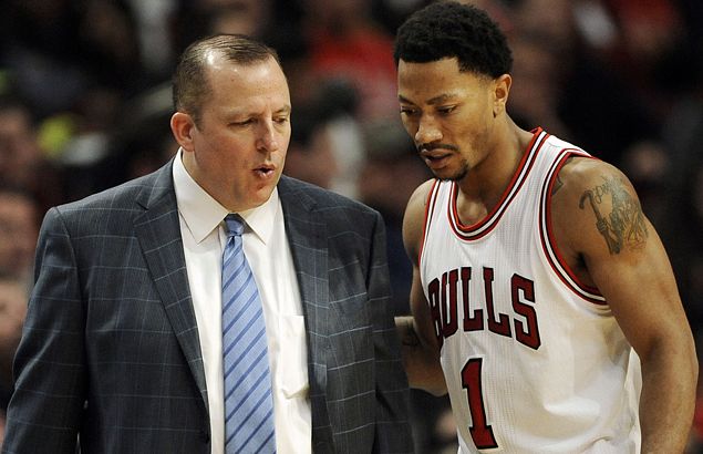 Bulls coach Thibodeau defends Rose from criticism on star's future plans  