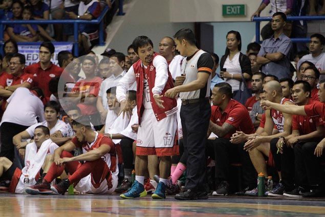 Manny Pacquiao back to call shots for struggling Mahindra in game against SMB