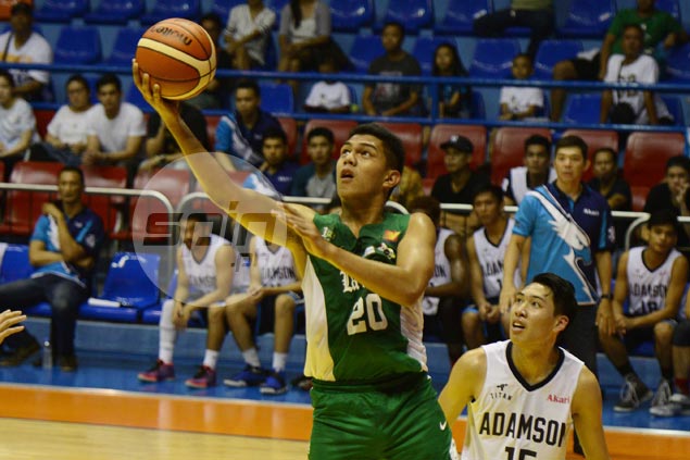 Gboy Gob to miss entire UAAP Season 79 as La Salle big man suffers torn ACL in practice