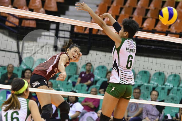UP Lady Maroons close in on V-League quarterfinals with rout of winless CSB Lady Blazers