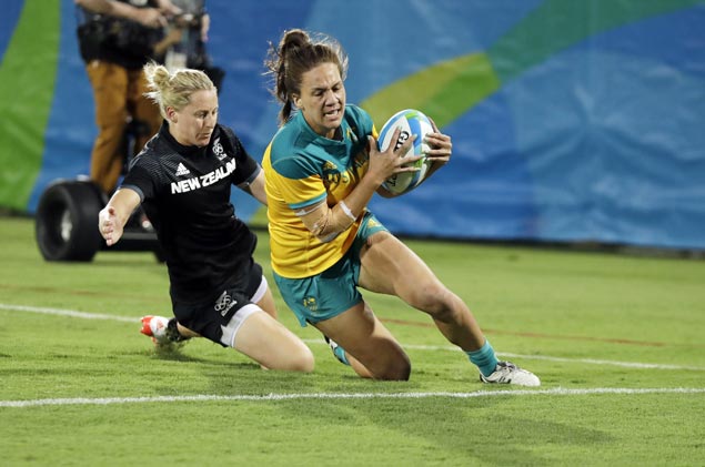 Australian women win first gold medal in Olympic rugby sevens, beating New Zealand in final