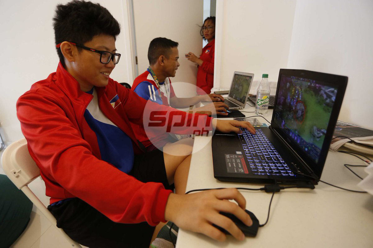 Olympian Kirstie Elaine Alora keeps mind off pressure by playing DOTA games