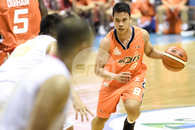 Baser Amer hits ground running after layoff, gives Jimmy Alapag plenty of rest