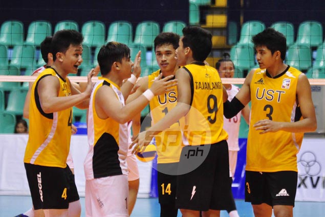 UST coach mulls bringing in former MVP Mark Alfafara to boost Spikers ...