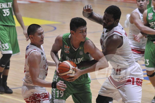 Bad weather fails to rain on parade of San Beda, Arellano and Perpetual