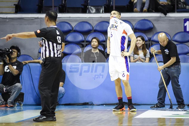 Kevin Alas fined P10,000 for complaint against officiating in NLEX loss to Phoenix