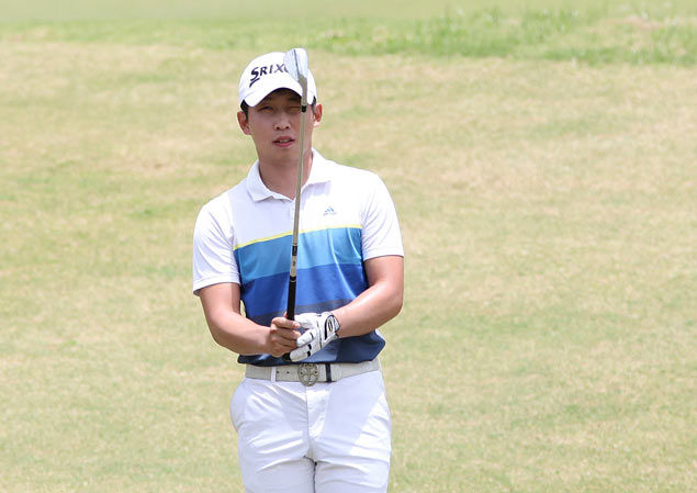 Korea's Seok Jun Min leads Rey Pagunsan by one stroke at Splendido