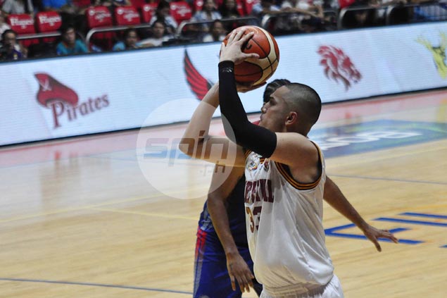 Daryl Singontiko shows way as Perpetual Altas halt Arellano Chiefs' win run at seven