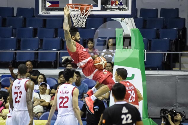 Eugene Phelps, Cyrus Baguio step up late as Phoenix leaves Star on brink of elimination