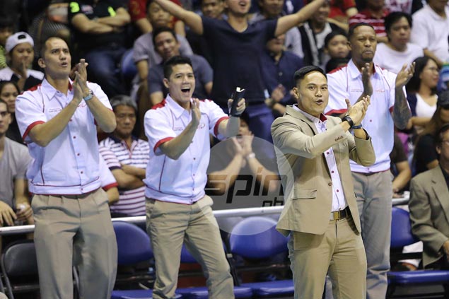 Chris Gavina earns praise from Ginebra's Tim Cone, describes Mahindra counterpart as 'special'