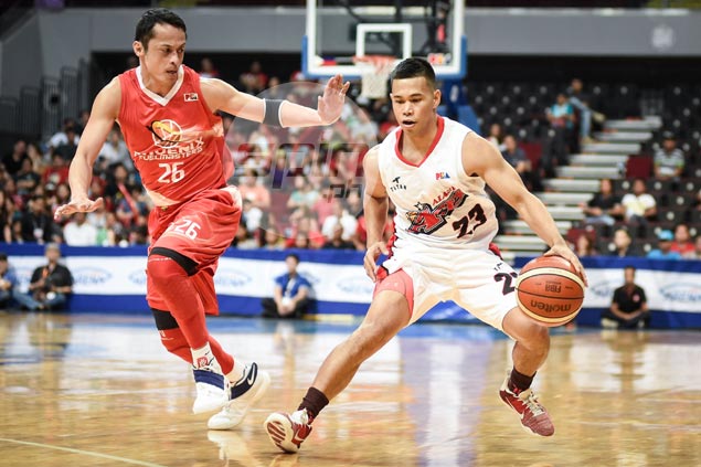 Unheralded Abel Galliguez making the most of rookie conference with Alaska
