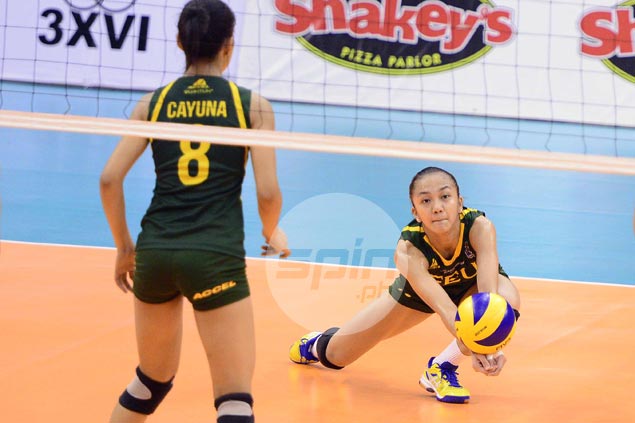FEU Lady Tamaraws survive five-set match against UP Lady Maroons to close in on third place in V-League