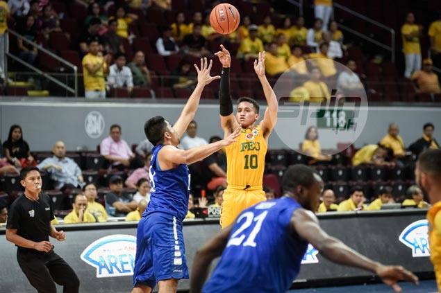 Wendell Comboy sits out FEU game vs Warriors after suffering concussion in practice