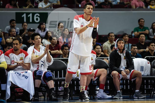 Marc Pingris benched in Star's farewell game for season after coming in late