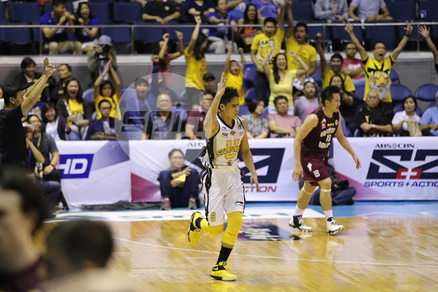 Eager to make mark after missing last season, Regie Boy Basibas shows glimpse of what he can do for UST