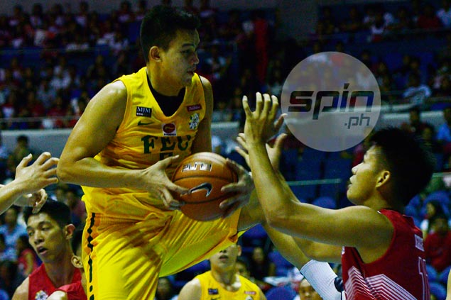 FEU Tamaraws return to winning ways, deal UE Wariors third straight defeat