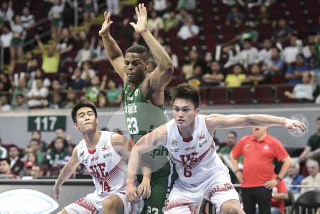 La Salle endures Ayo ejection, tough UE stand to put away sixth straight win