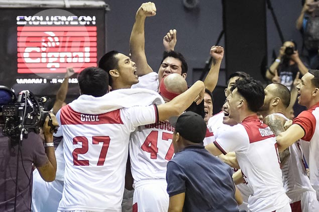 Japeth Aguilar buzzer-beating jumper lifts Ginebra past San Miguel in Game Three thriller