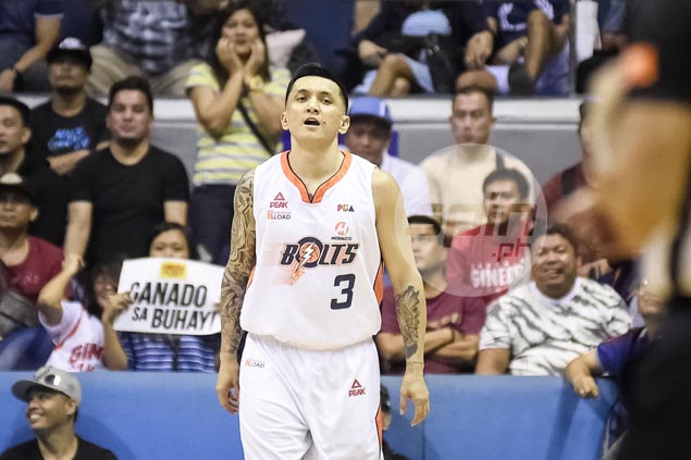 Last thing Jimmy Alapag wants is to see three-point chase be a distraction for Bolts