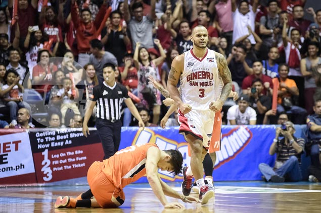Ginebra holds off Meralco in Game Two, thanks to Sol Mercado's clutch putback