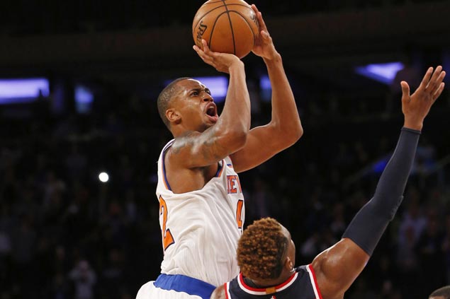 New York Knicks edge Washington Wizards in wild finish to spoil preseason debut of John Wall