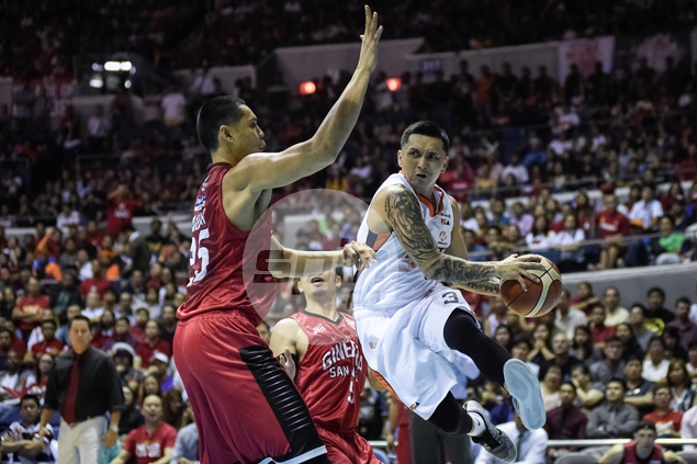 Timely Alapag, Hugnatan three-pointers lift Meralco past Ginebra in Game 3