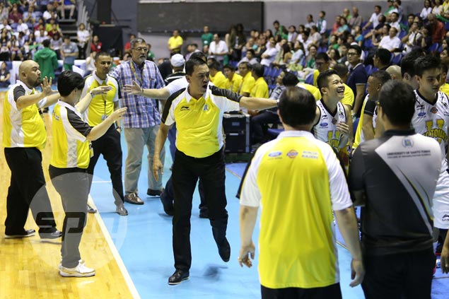 UAAP set to review Tigers coach Boy Sablan's statements criticizing referees