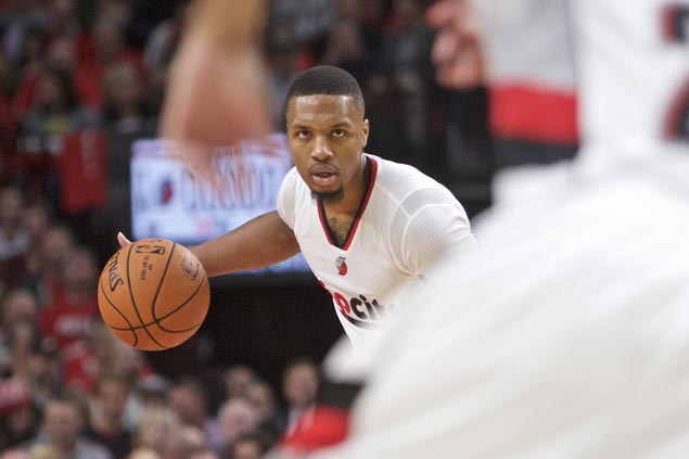 Damian Lillard outduels Joe Johnson as Blazers rally back to stun Jazz in thrilling opener