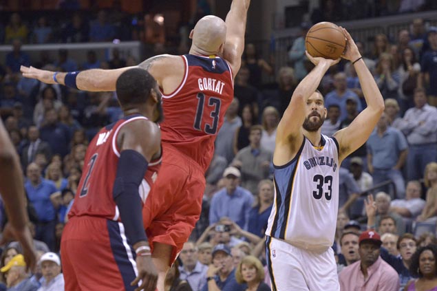 Marc Gasol triples lift Grizzlies to overtime victory over winless Wizards