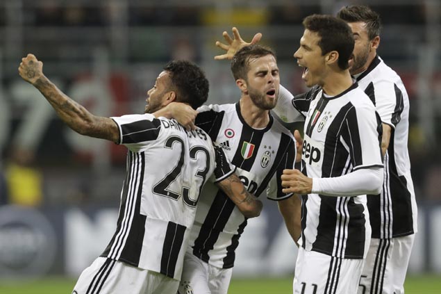 Miralem Pjanic boots in winner as Juventus grinds out win against Chievo in Serie A