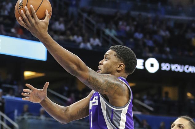 Kings use strong second half to break out of four-game slump and snap Raptors three-game win run