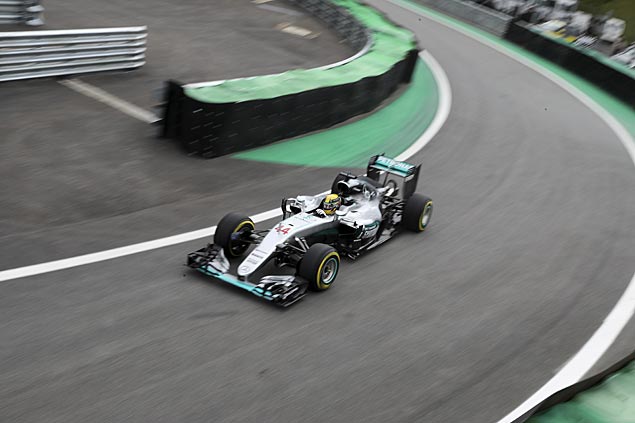 Hamilton on pole, Rosberg second in starting grid of Brazilian Grand Prix