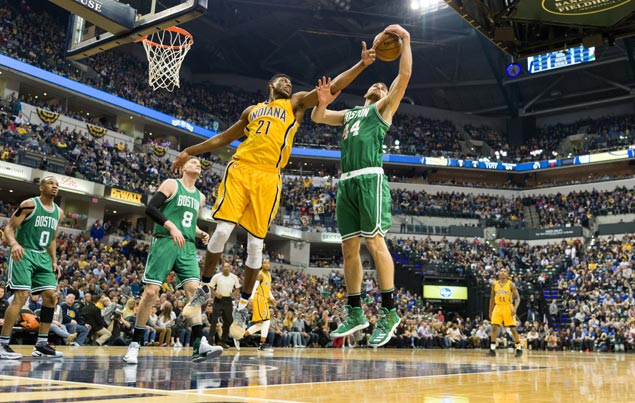 Celtics recover from sluggish start to beat Pacers and notch second straight victory