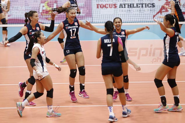 Surging Petron turns back winless Generika to take the lead in Super Liga GP standings