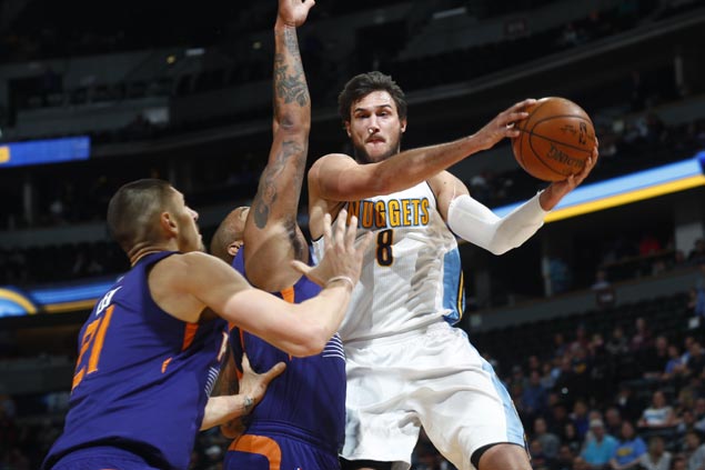 Nuggets end four-game slide, bag first home win of the season with romp over sinking Suns