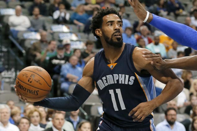 Grizzlies guard Mike Conley to miss at least six weeks due to fractures on his lower back